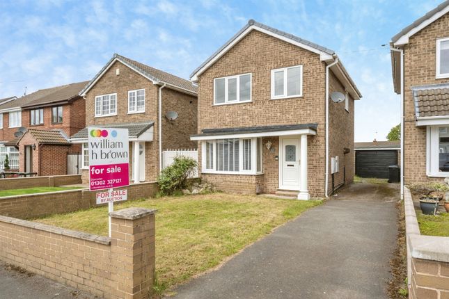 3 bed property, in Kepple Close, £150,000