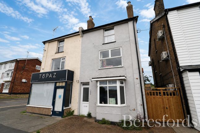 2 bed property, in Station Road, £299,950