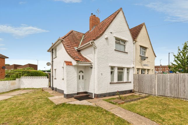 3 bed property, in Ashburton Road, £330,000