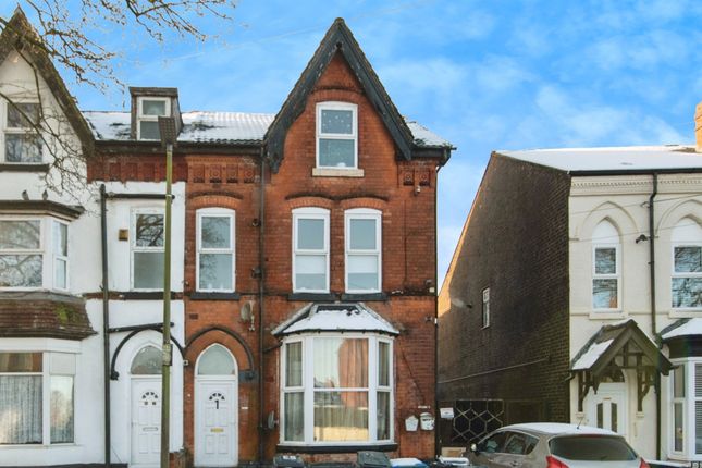 1 bed property, in Edgbaston Road, £180,000