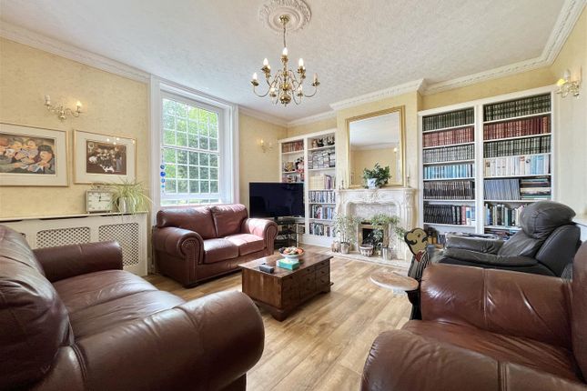 7 bed property, in Warren Road, £1,150,000
