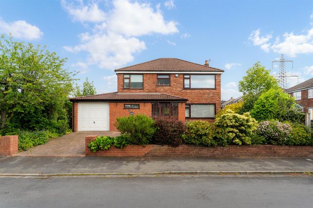 4 bed property, in Mooreway, £395,000