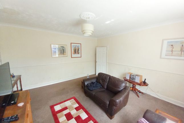 2 bed property, in Cheapside, £39,950