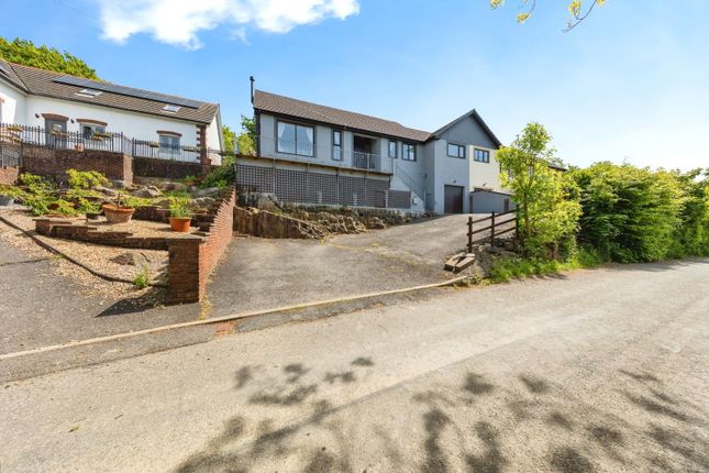 5 bed property, in Llangynog, £340,000