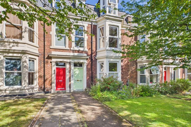 2 bed property, in St Georges Terrace, £195,000