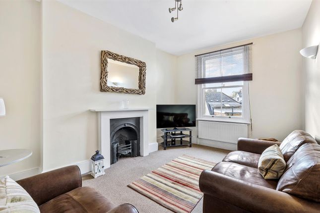 2 bed property, in High Street, £520,000