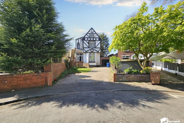 5 bed property, in The Polygon, £480,000