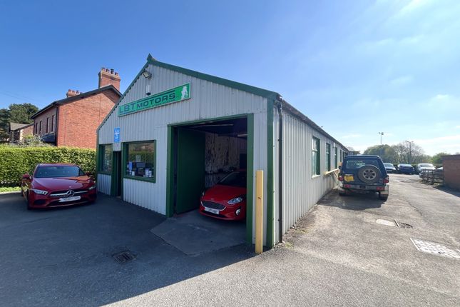 Studio, in Garstang, £395,950
