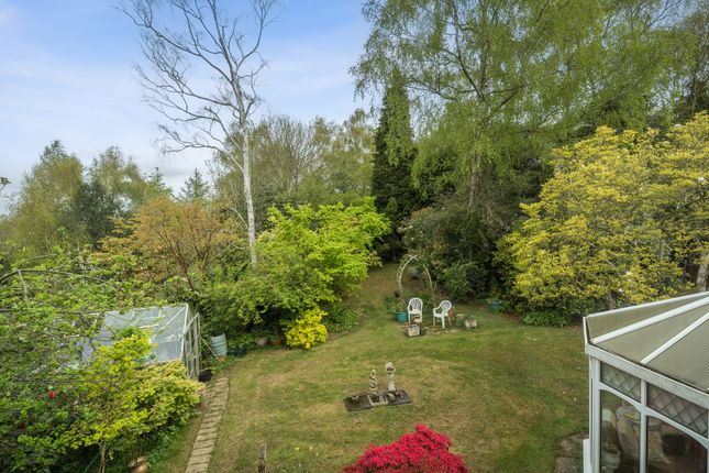4 bed property, in Hardinge Avenue, £900,000