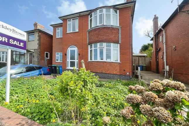 5 bed property, in Forest Road, £285,000
