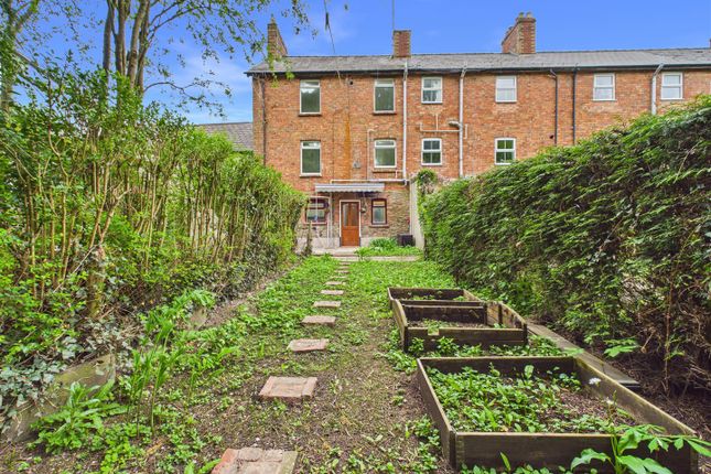 3 bed property, in St. Whites Road, £220,000