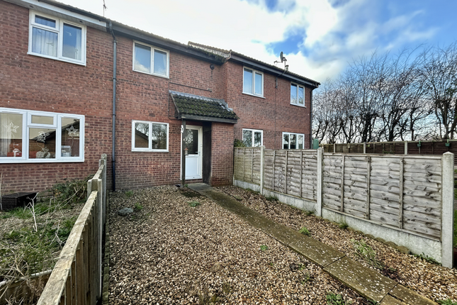 2 bed property, in The Briars, £180,000