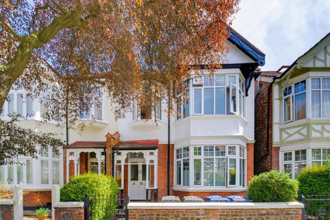 5 bed property, in Fordhook Avenue, £1,250,000