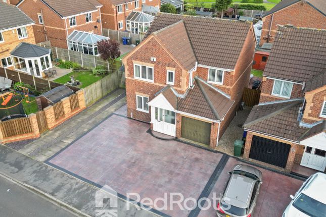 4 bed property, in 15 Westongales Way, £280,000