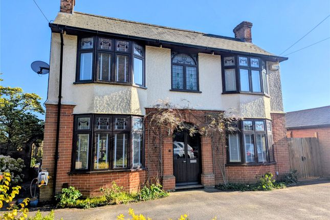 4 bed property, in Main Road, £635,000
