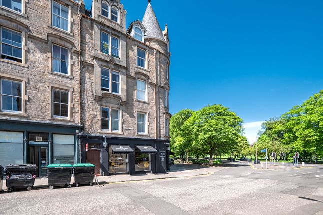 4 bed property, in 42 (1F2) Argyle Place, £395,000