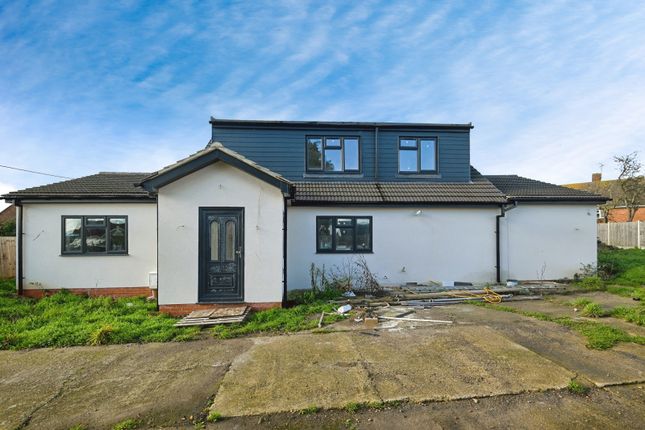 5 bed property, in Bells Lane, £550,000