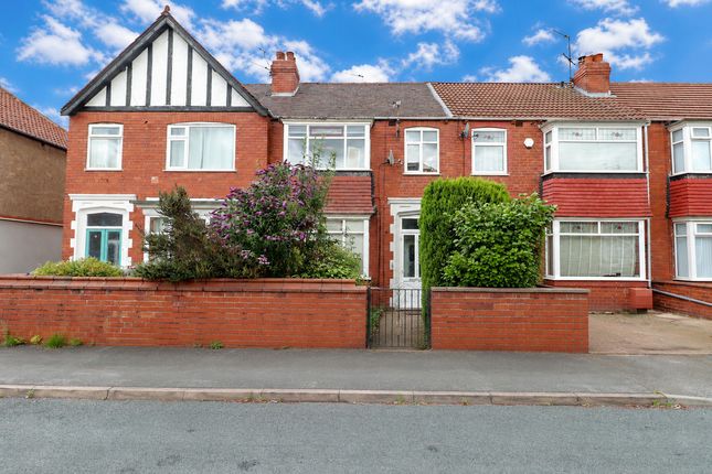 3 bed property, in Holyrood Road, £139,995