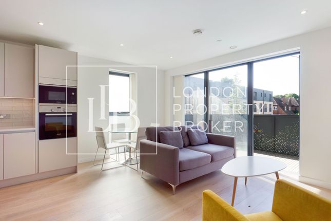 1 bed property, in Cambium Apts, £400,000