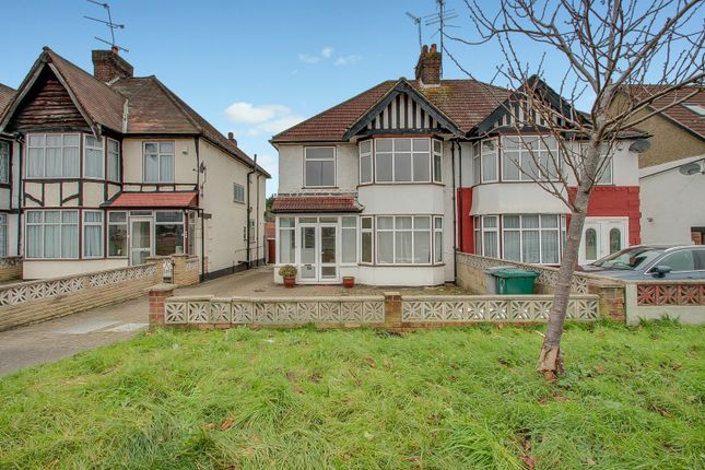 3 bed property, in Watford Way, £675,000