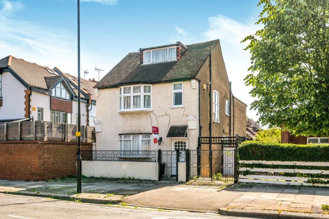 4 bed property, in Sutton Court Road, £1,250,000