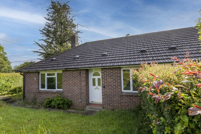 2 bed property, in Grosvenor Road, £225,000