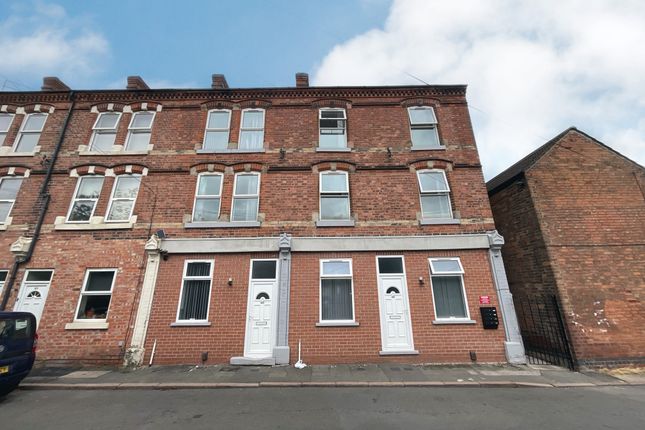 8 bed property, in Lincoln Street, £425,000