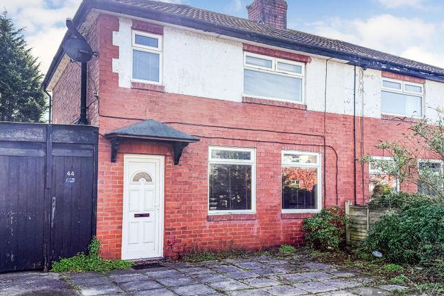 2 bed property, in Salisbury Street, £155,000