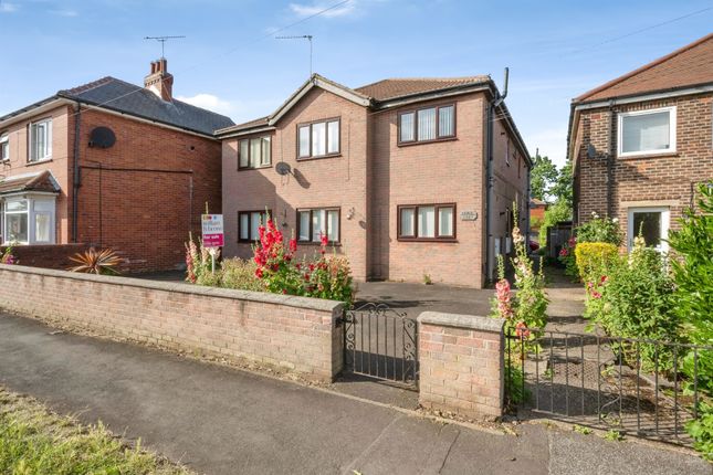 1 bed property, in Cedric Road, £85,000