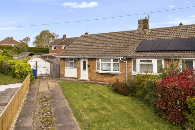 2 bed property, in St Margarets Close, £149,950