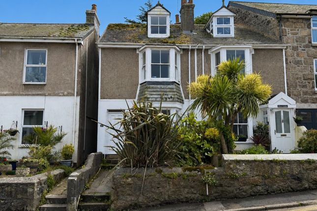 3 bed property, in 11 Rosewall Terrace, £150,000