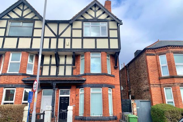 4 bed property, in Woodchurch Lane, £250,000