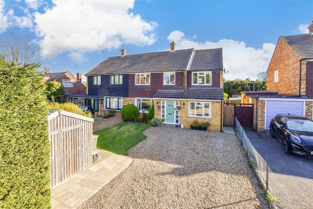 4 bed property, in Royston Road, £525,000
