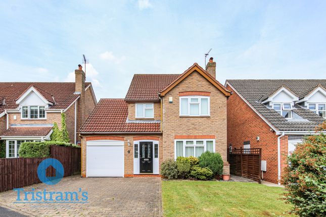 3 bed property, in Knightsbridge Drive, £380,000