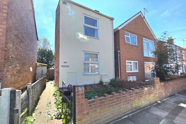 3 bed property, in Melbourne Street East, £215,000