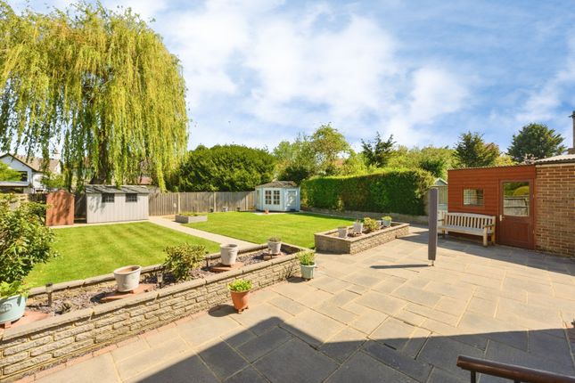 3 bed property, in Kingscroft Road, £625,000