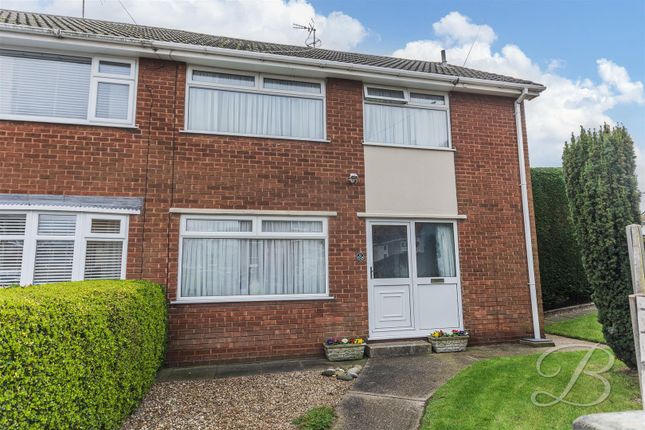 3 bed property, in Hawthorn Close, £180,000