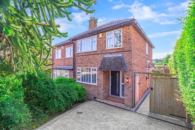 3 bed property, in Cleasby Road, £425,000