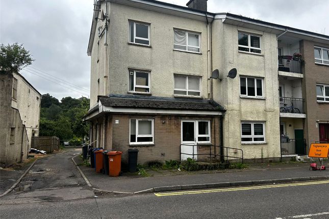 1 bed property, in Main Street, £50,000