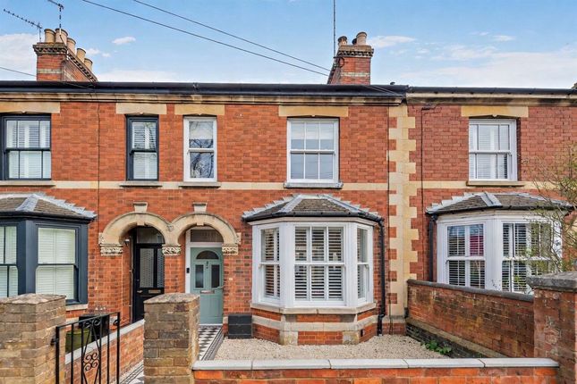 3 bed property, in Kings Road, £500,000
