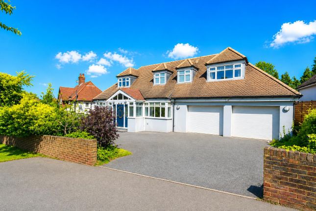5 bed property, in Roundwood Way, £900,000
