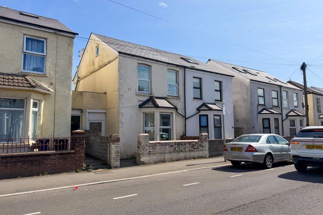 6 bed property, in Wyeverne Road, £400,000