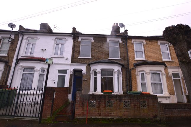3 bed property, in Sherrard Road, £475,000