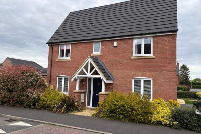 3 bed property, in Mountbatten Drive, £285,000