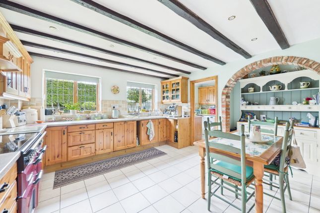 5 bed property, in High Street, £499,950