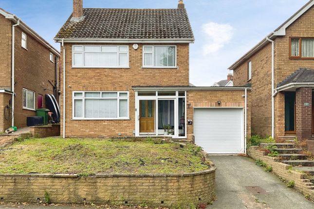 3 bed property, in Springfield Avenue, £350,000