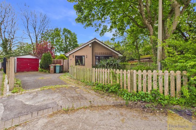 3 bed property, in Greenfield Way, £210,000