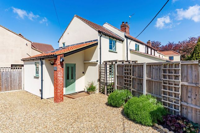 2 bed property, in Manor Road, £330,000