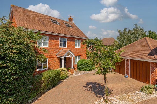 4 bed property, in Monro Place, £900,000