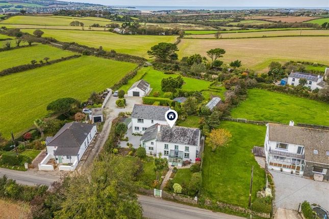 5 bed property, in Versatile Home With Sea Views, £845,000